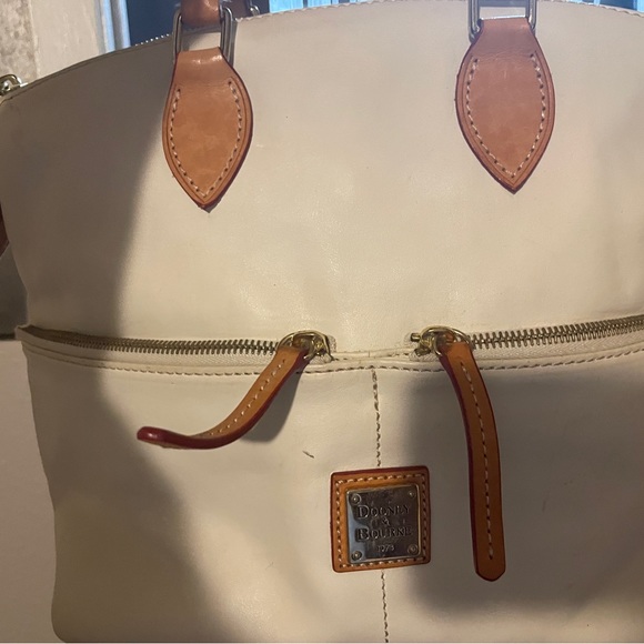 Dooney and Burke Large Leather White Bag 11x14.5” - Picture 12 of 14